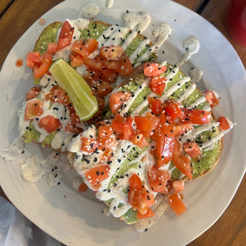 where-to-eat-west-end-roatan-hidden-gems-sandy-buns